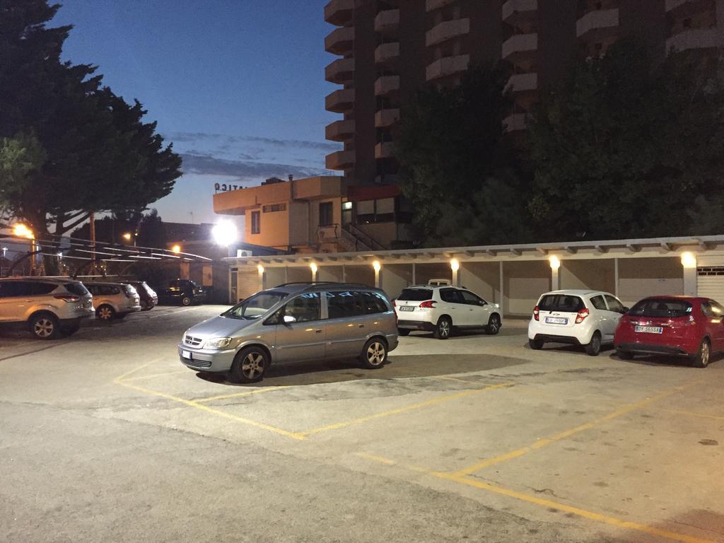 Hotel Promenade Montesilvano Marina エクステリア 写真