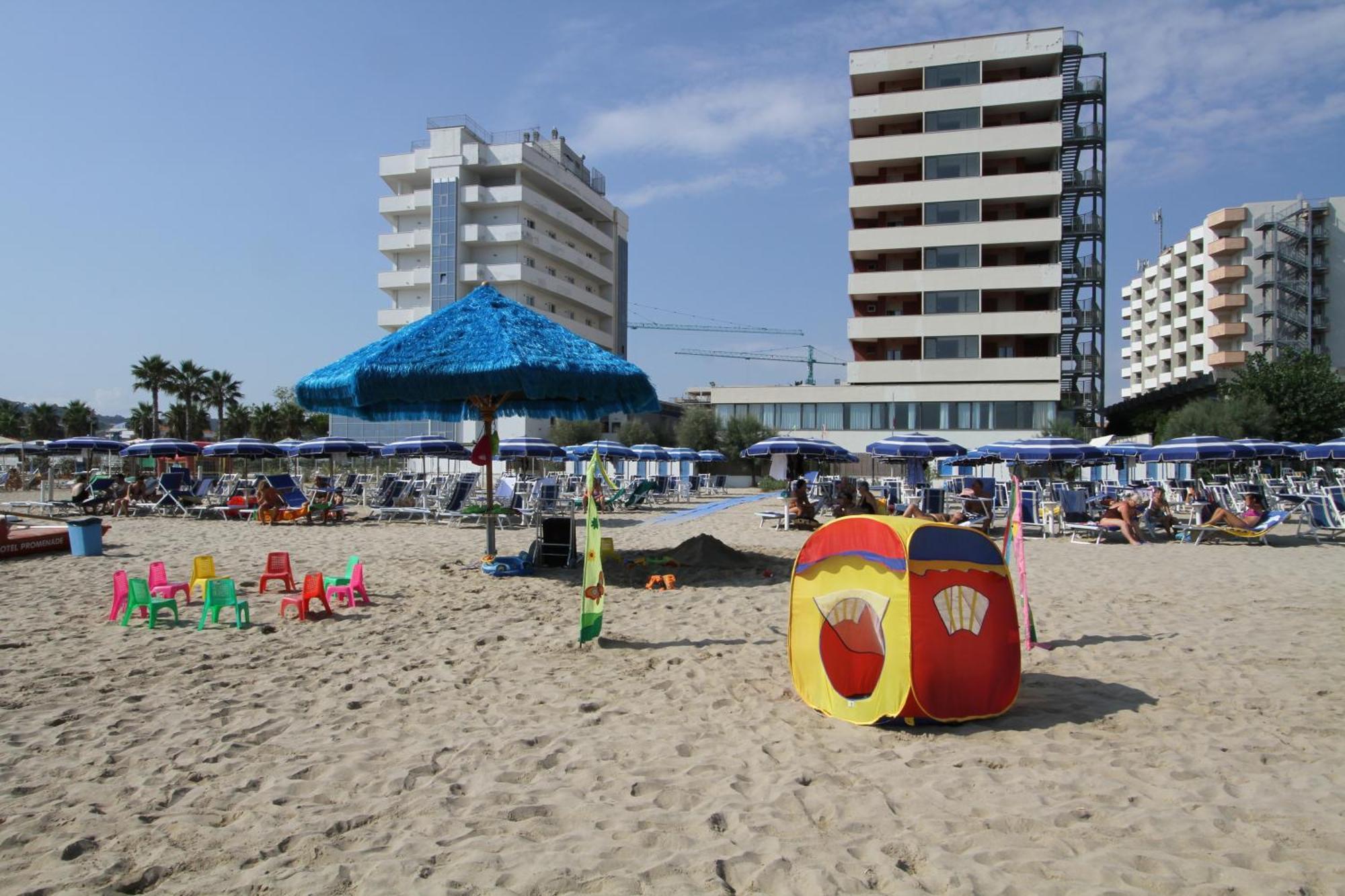 Hotel Promenade Montesilvano Marina エクステリア 写真