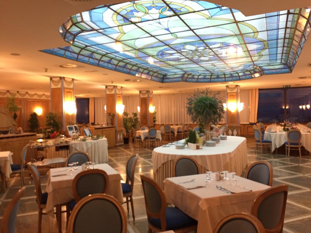 Hotel Promenade Montesilvano Marina エクステリア 写真