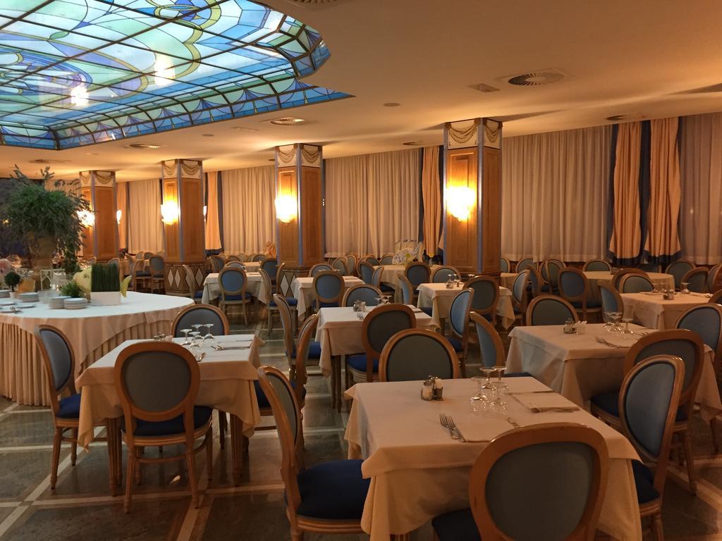 Hotel Promenade Montesilvano Marina エクステリア 写真